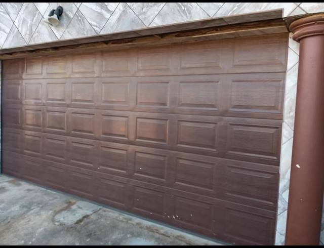 3 BEDROOM HOUSE FOR SALE IN CLOVERDENE